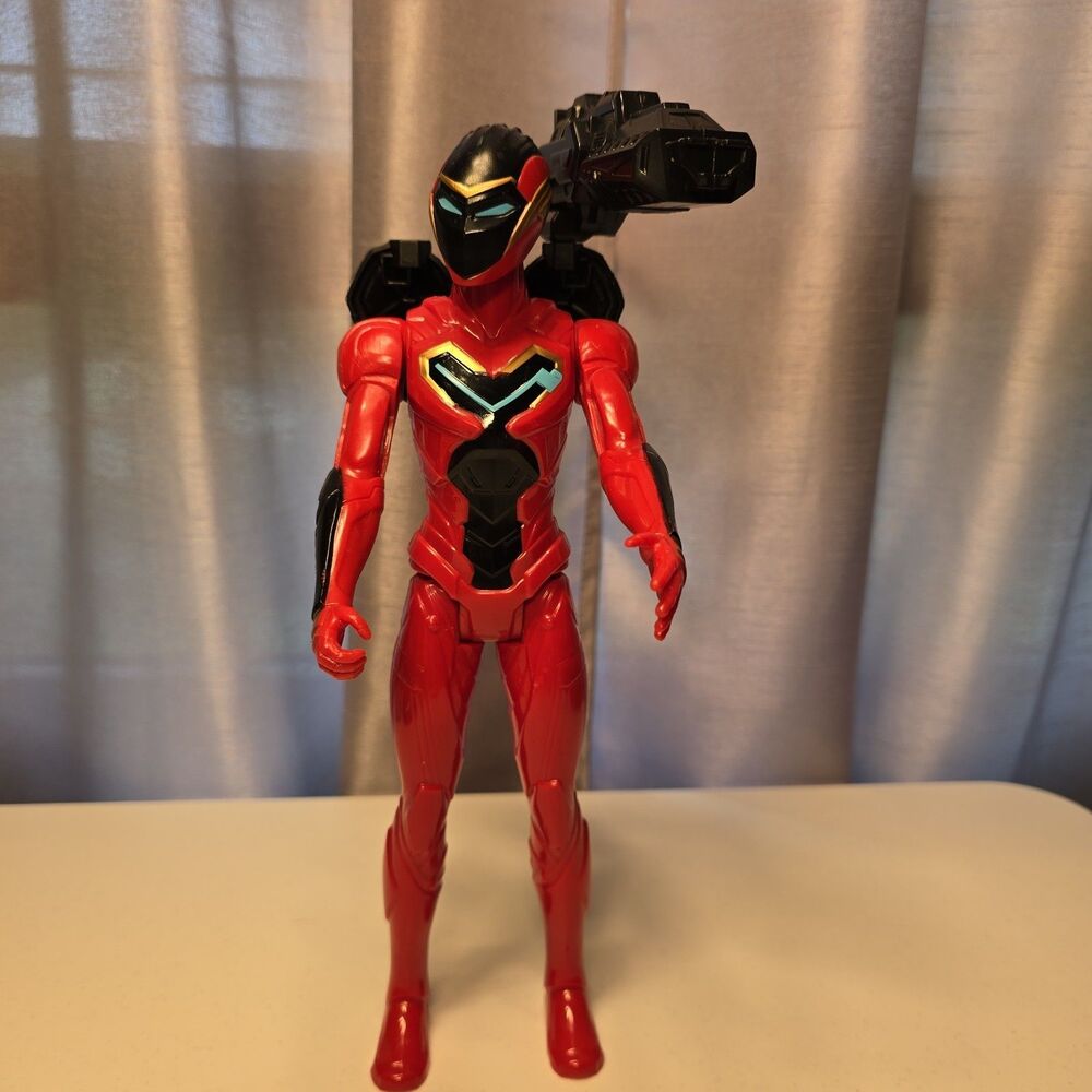 🧷 HASBRO WAKANDA FOREVER MARVEL BLACK PANTHER IRONHEART As Shown